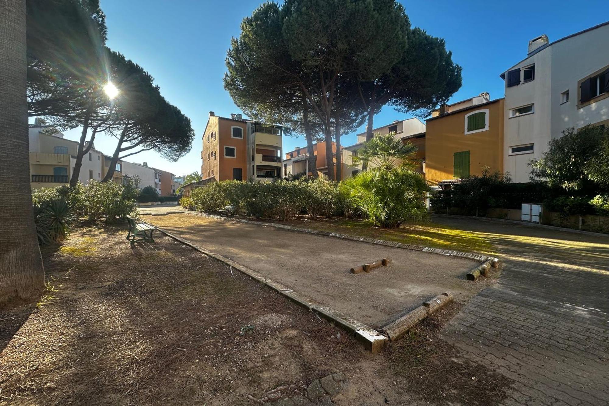 Camargue Village Apartment